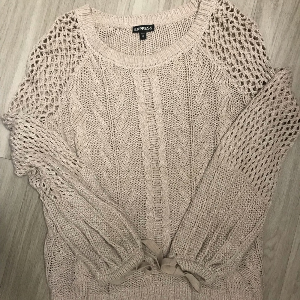 Express Sweater - Picture 3 of 3